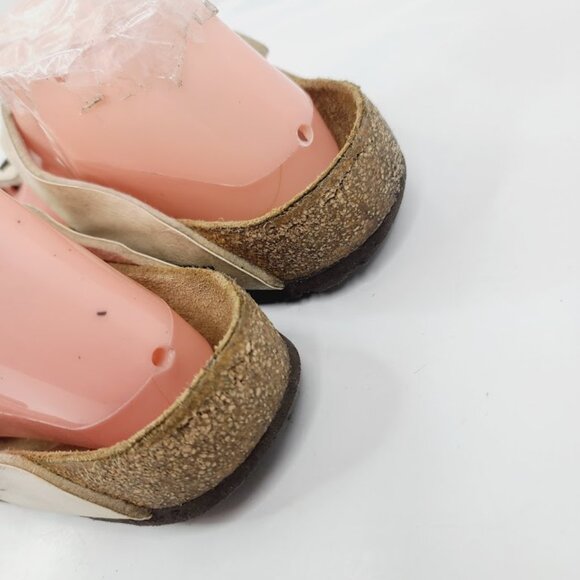 Birkenstock Cream White Sandals Comfortable Slip-On - Picture 4 of 6